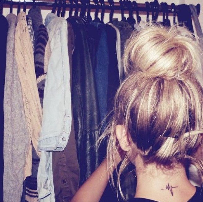 17 tatouages sur la nuque qui vont vous inspirer | So Busy Girls