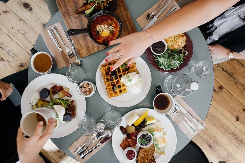 L'heure de vos repas peut vous rendre heureux ou au contraire vous plonger dans l'anxiété et la dépression | So Busy Girls