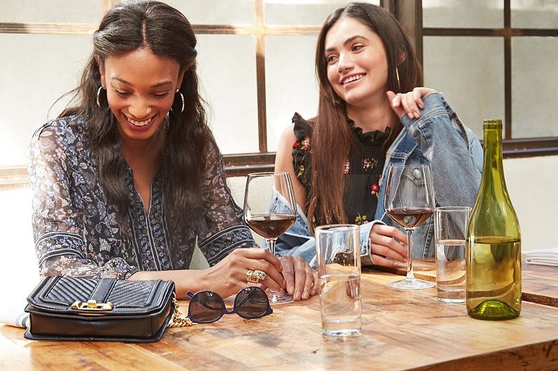 Découvrez les alcools les plus mauvais pour votre peau (et ceux qu'il vaut mieux choisir à la place) | So Busy Girls