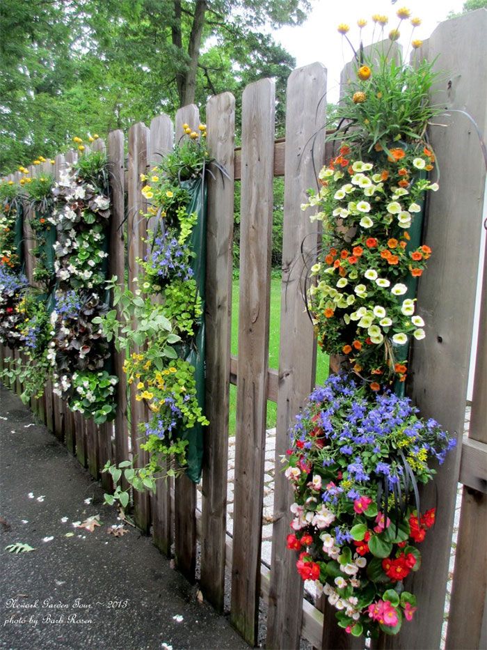 Des colonnes de fleurs | So Busy Girls