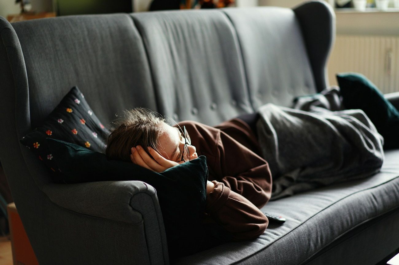 1 jeune sur 5 encha&icirc;ne les &eacute;pisodes de s&eacute;rie.