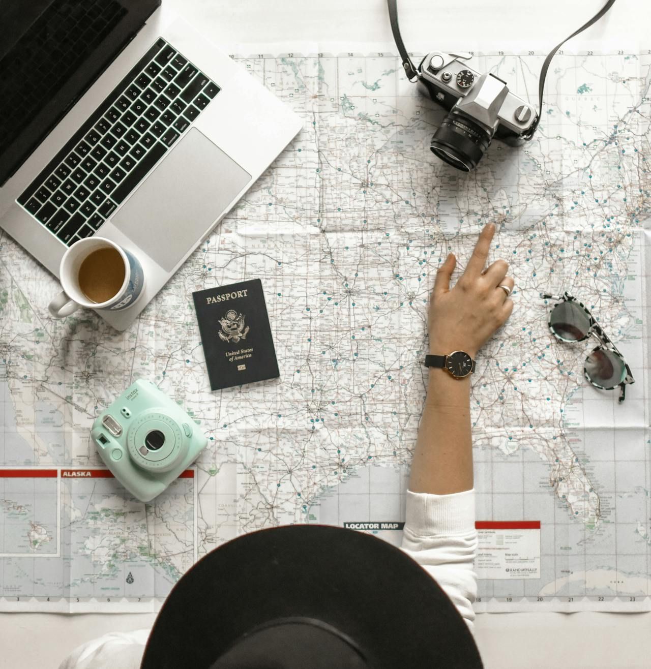 Comment garder le moral en attendant les vacances ?
