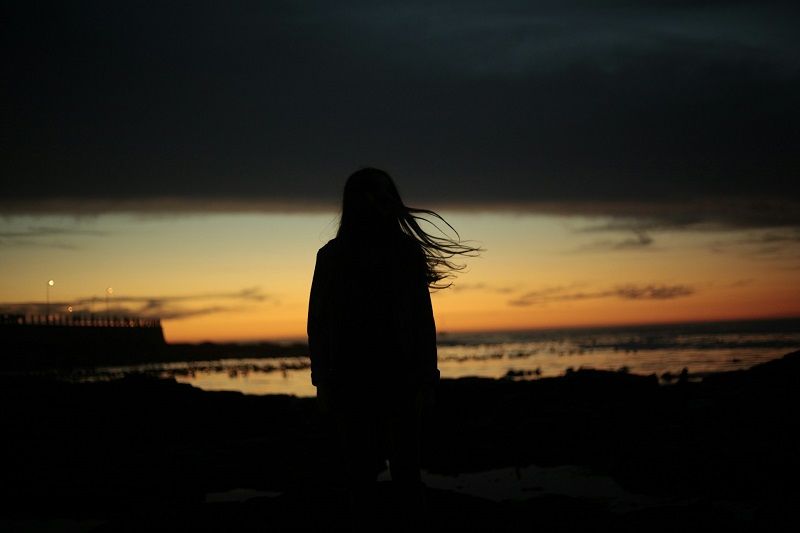 Pourquoi la solitude et la tristesse font vieillir plus vite ?