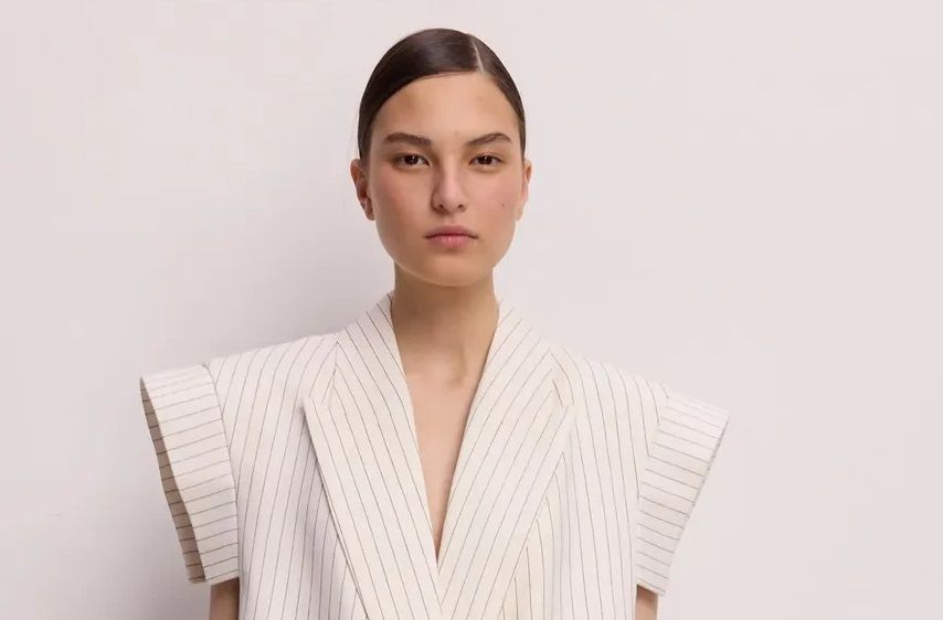 femme-veste-blanche-rayures