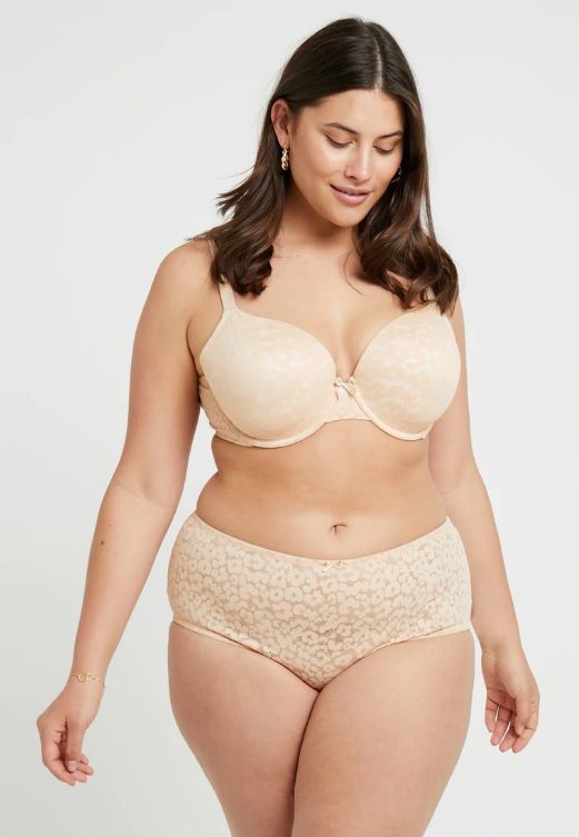 fenty-lingerie-6