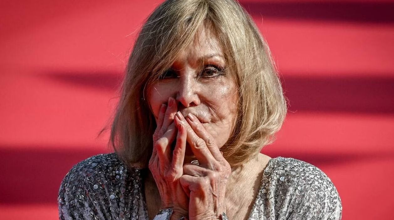 Je m&eacute;rite les hommages que je re&ccedil;ois : l&rsquo;ic&ocirc;ne d&rsquo;Hitchcock Kim Novak &eacute;mue au Festival de Deauville
