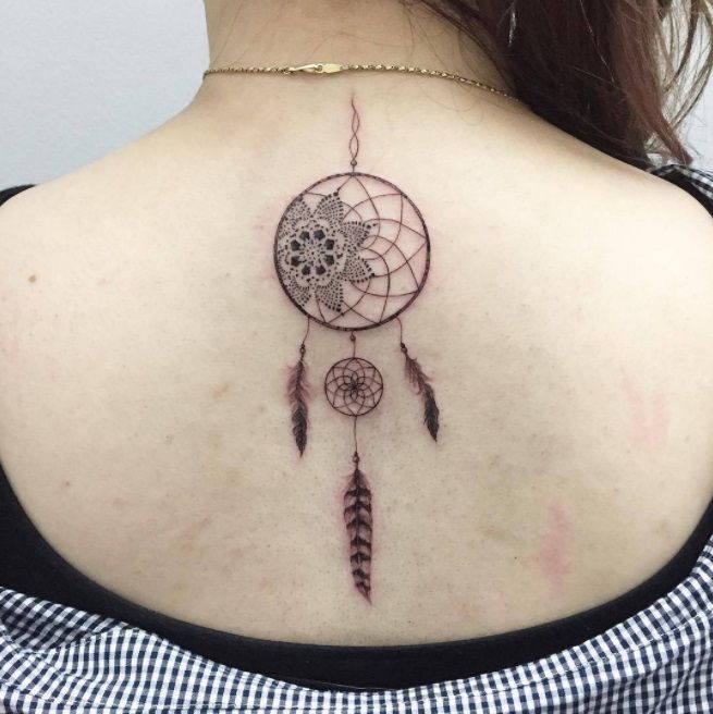 17 tatouages sur la nuque qui vont vous inspirer | So Busy Girls