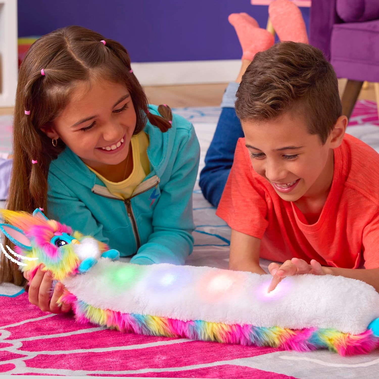 DJ Furby : la peluche musicale et lumineuse que les enfants vont adorer à Noël