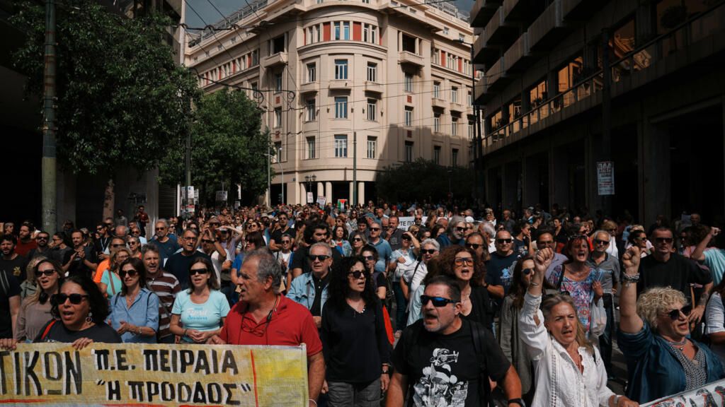 Un projet digne du Moyen-Âge : la Grèce en grève générale contre la journée de 13 heures de travail