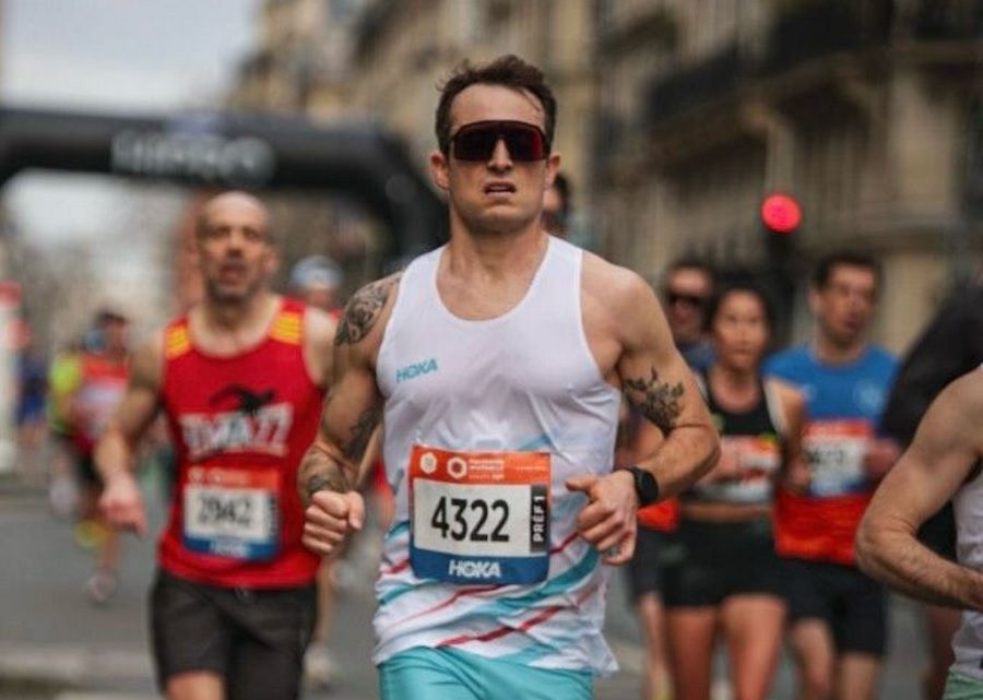 Objectif sub 1h20 : Hugo Cl&eacute;ment d&eacute;voile sa performance au semi-marathon de Paris et impressionne les internautes