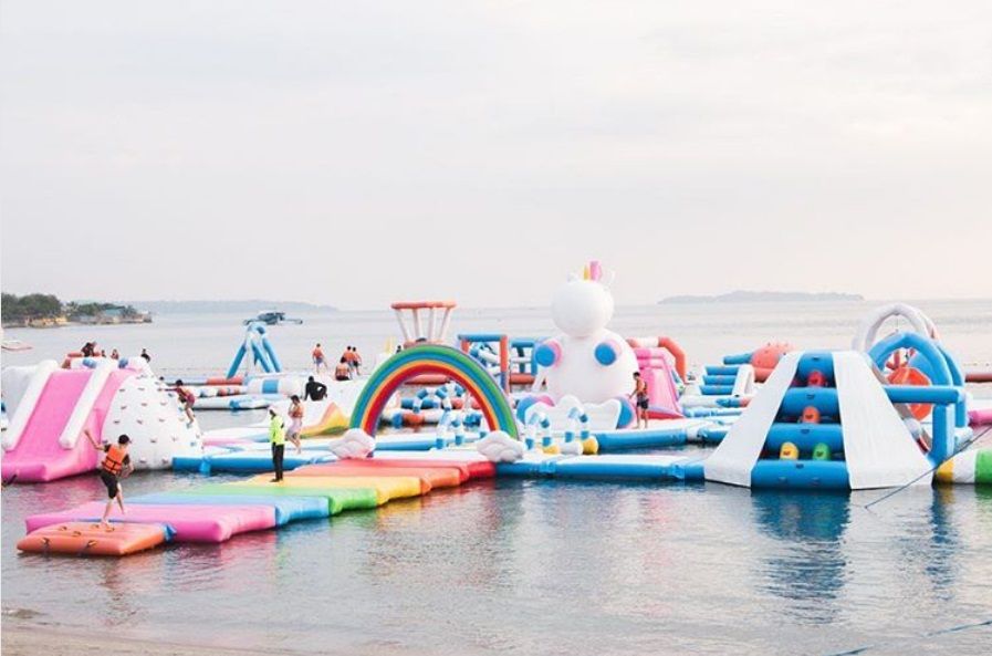 inflatable-island-ile-gonflable-licorne-7
