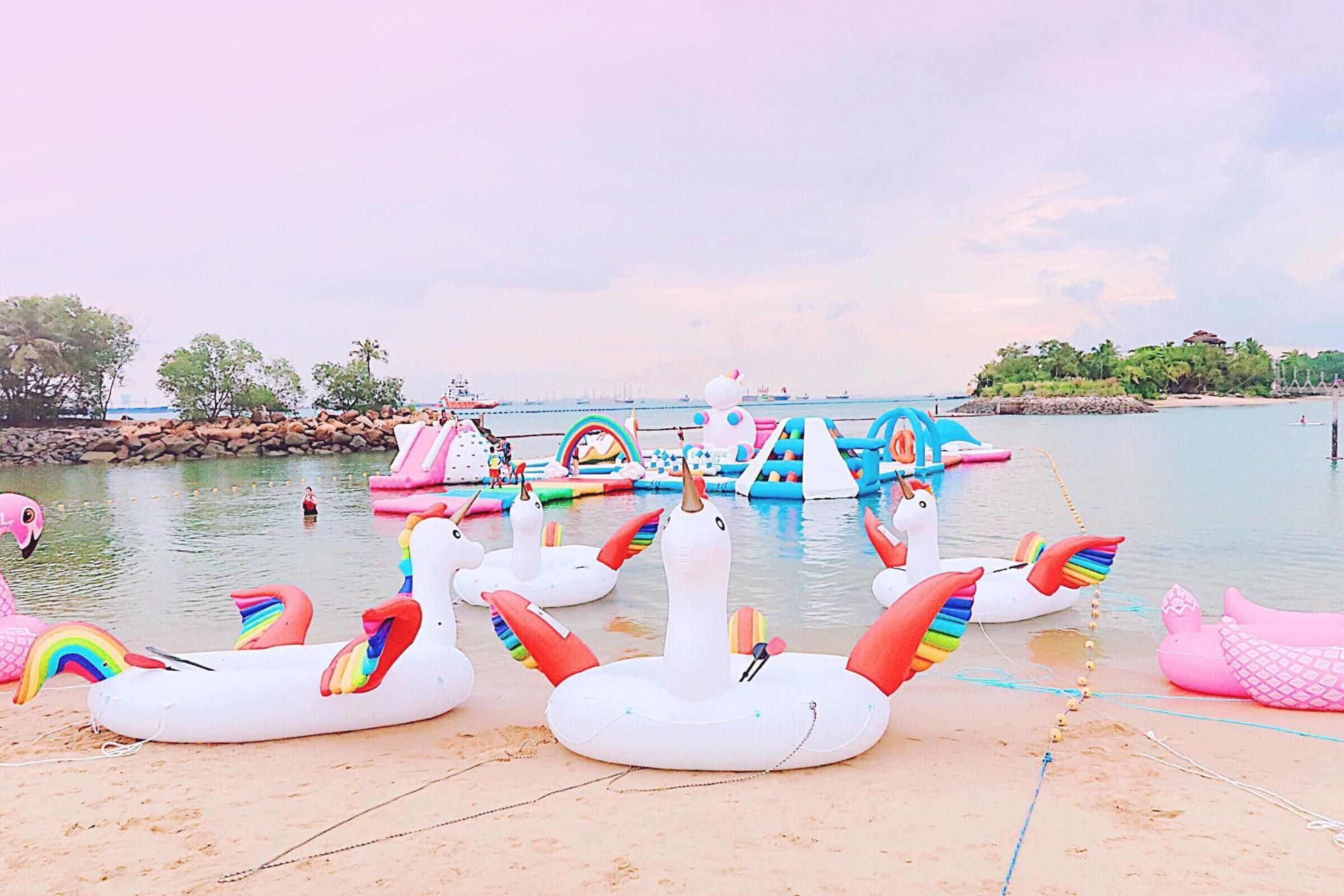 inflatable-island-ile-gonflable-licorne-8