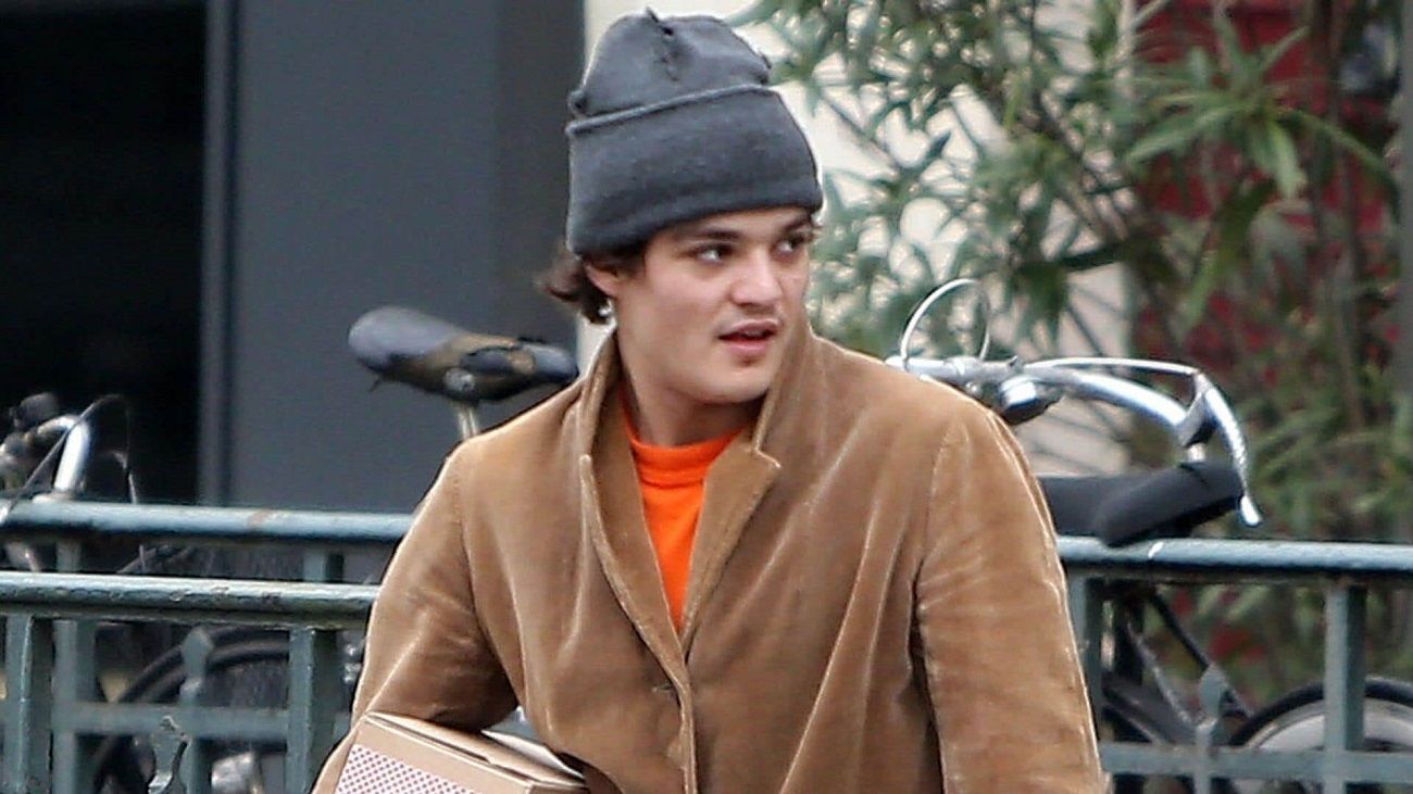 Jack Depp : à 23 ans, le fils si discret de Johnny Depp et Vanessa Paradis sort de l’ombre grâce à la musique