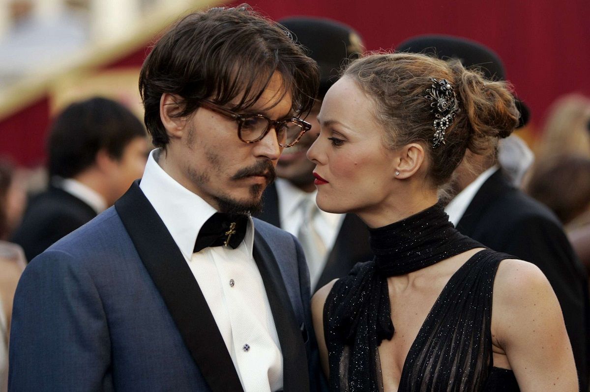 Jack Depp serveur incognito à Paris : la double vie inattendue du fils de Vanessa Paradis
