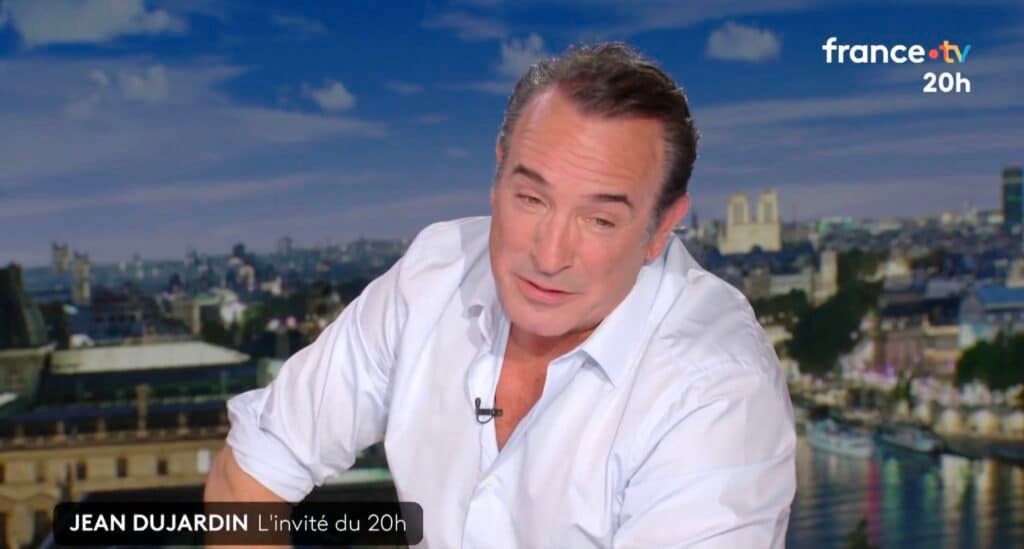J’aime le p..., et alors ? : Léa Salamé déstabilisée par Jean Dujardin et sa réponse inattendue en plein JT