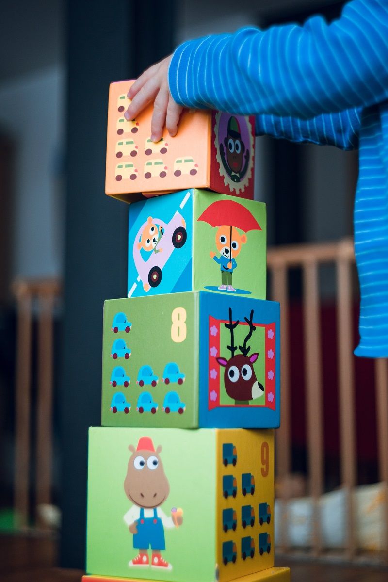 jeu-cubes-enfant