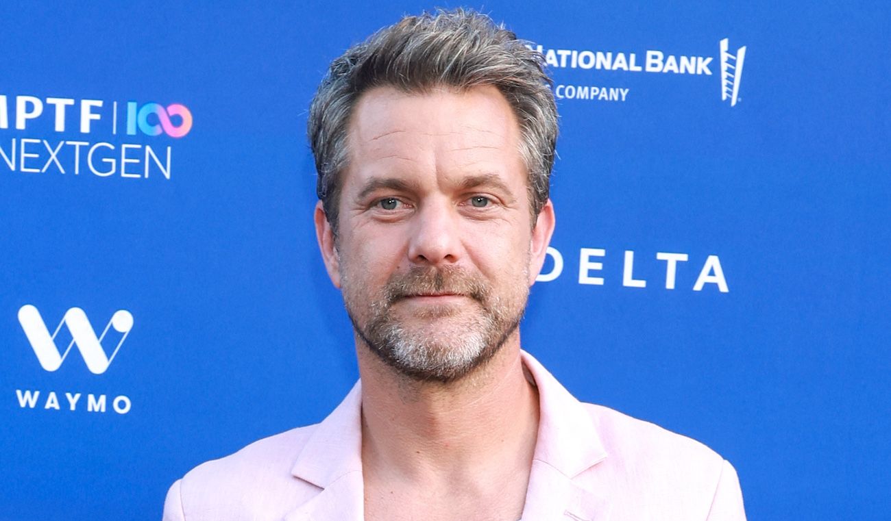 Je pense surtout à sa famille : Joshua Jackson bouleversé en évoquant la mort de James Van Der Beek
