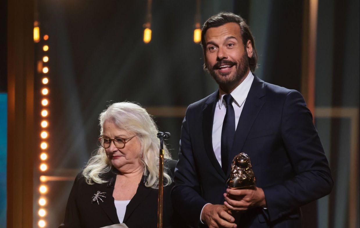 Laurent Lafitte et Josiane Balasko sacr&eacute;s aux Moli&egrave;res : deux noms qui ont marqu&eacute; la soir&eacute;e