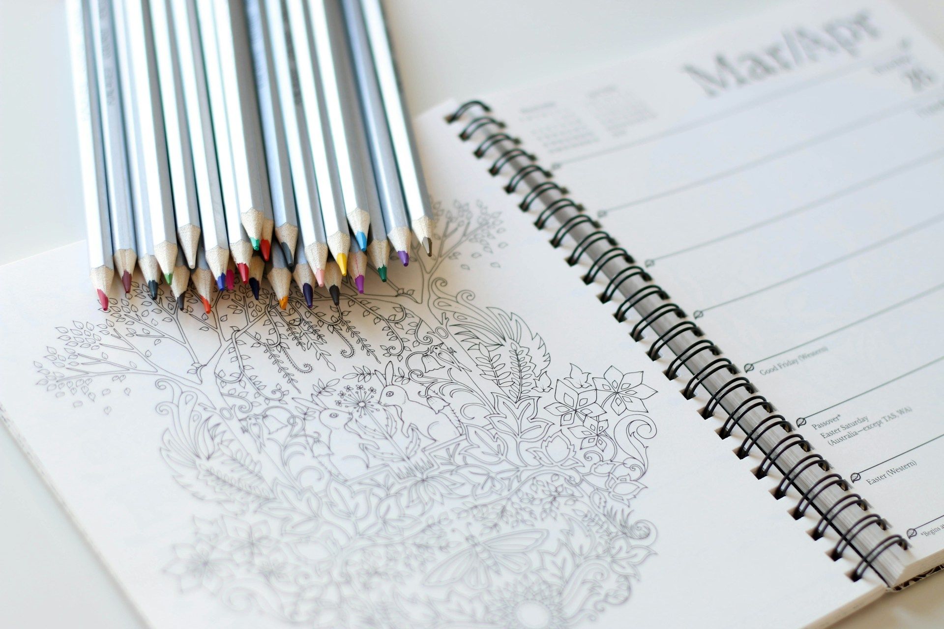Les bienfaits des coloriages pour adultes pour diminuer le stress