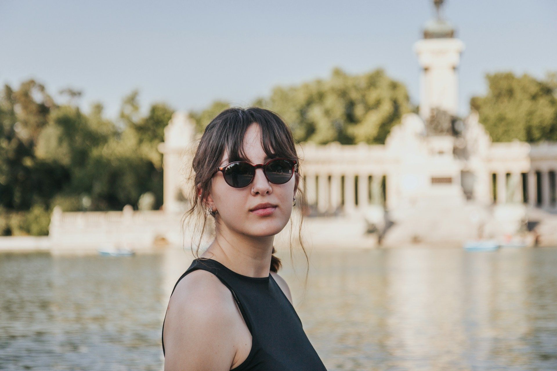 Comment avoir une frange sans couper ses cheveux ?