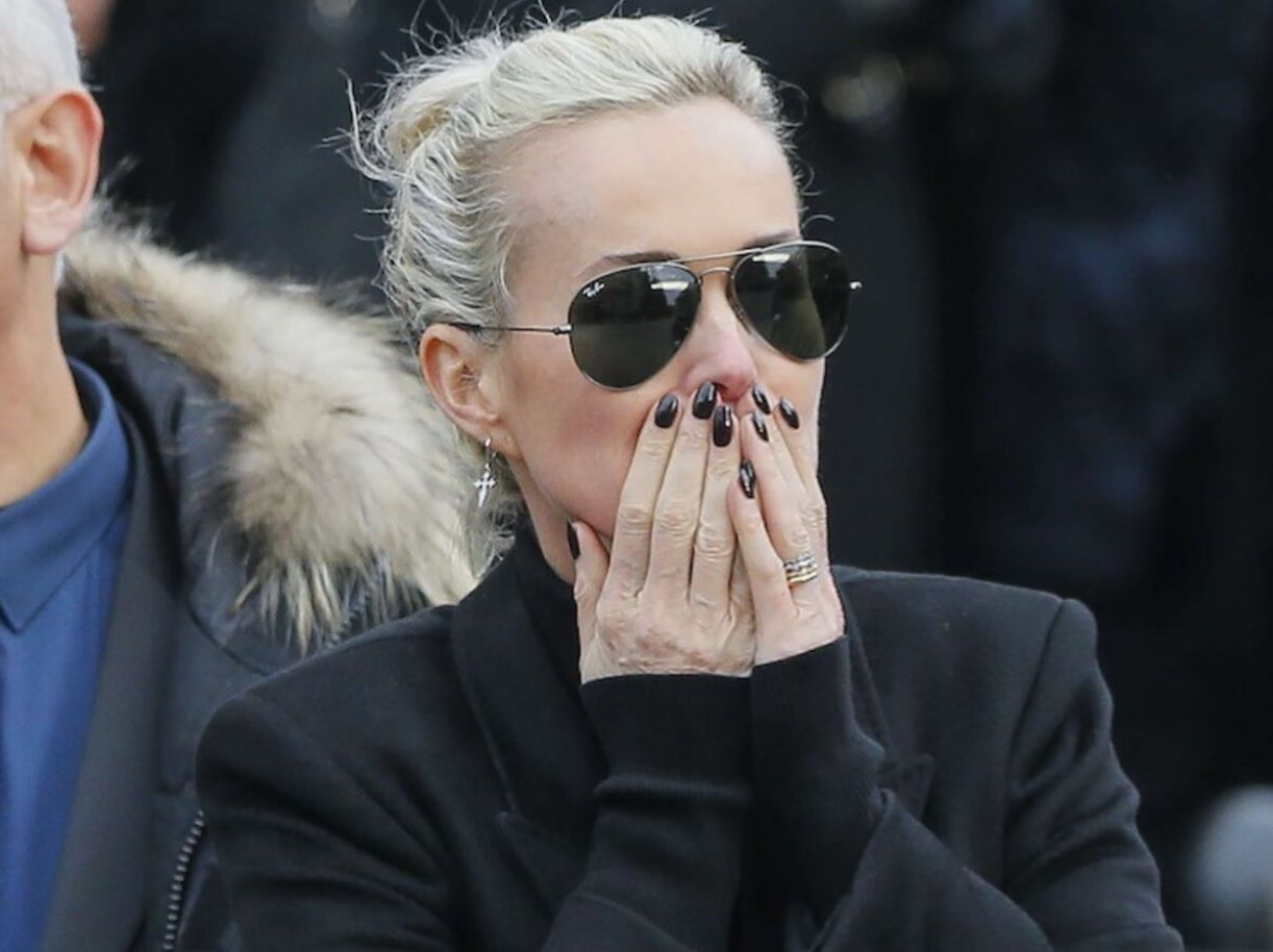 Je n&rsquo;aurais jamais cru&hellip; : Laeticia Hallyday boulevers&eacute;e par une disparition brutale &agrave; Saint-Barth