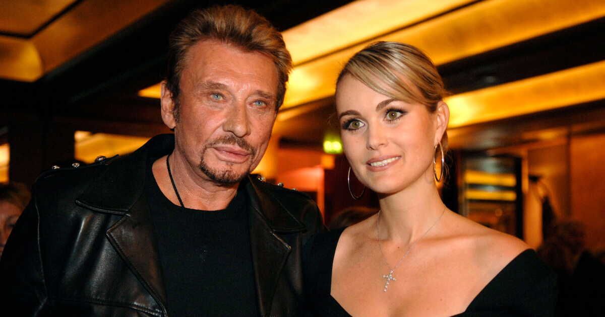 Une vente aux ench&egrave;res secr&egrave;te parisienne fait exploser les prix autour de Johnny Hallyday