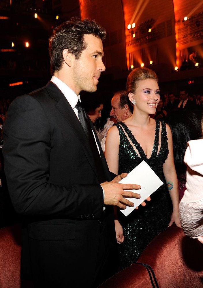 RYAN REYNOLDS ET SCARLETT JOHANSSON | So Busy Girls