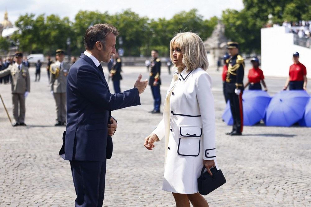 Sorties hors agenda, aucune annonce : pourquoi le début 2026 des Macron est passé sous les radars | So Busy Girls