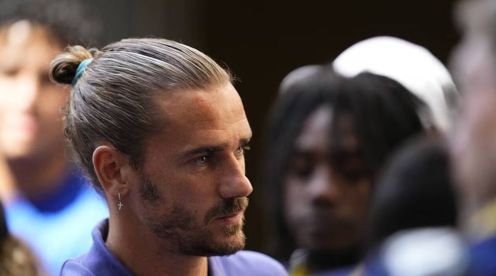 Antoine Griezmann papa pour la quatrième fois : il révèle le prénom insolite de son bébé | So Busy Girls