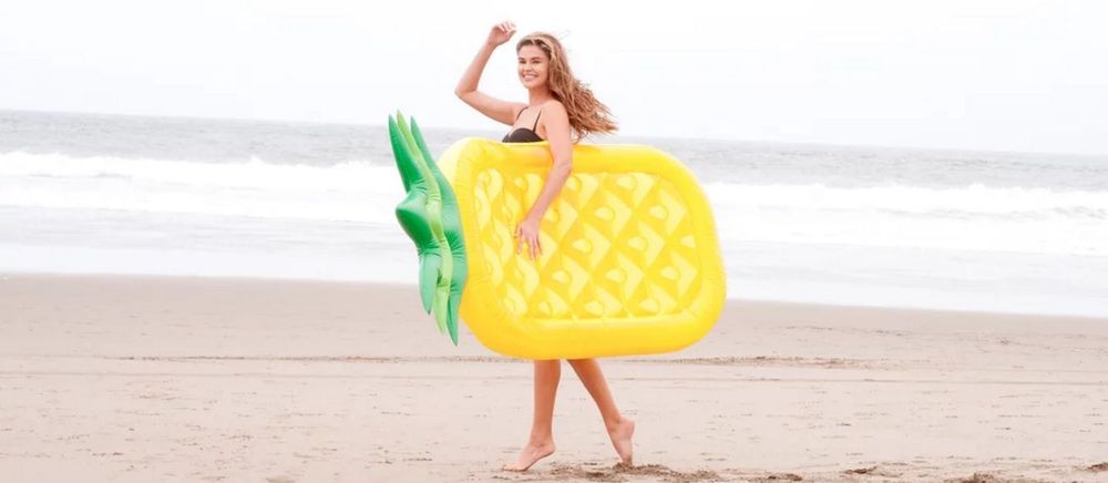 Vacances à la mer : les essentiels à glisser dans votre valise | So Busy Girls