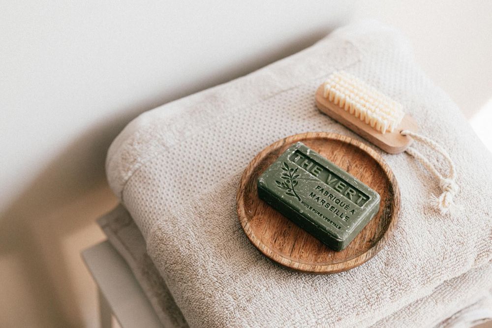 Ces parfums de savon éloignent les moustiques : nos conseils pour un été sans piqûres | So Busy Girls