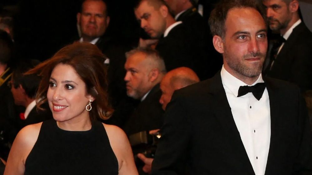 Foot dans le salon et ratatouille truquée : le quotidien très normal de Raphaël Glucksmann | So Busy Girls