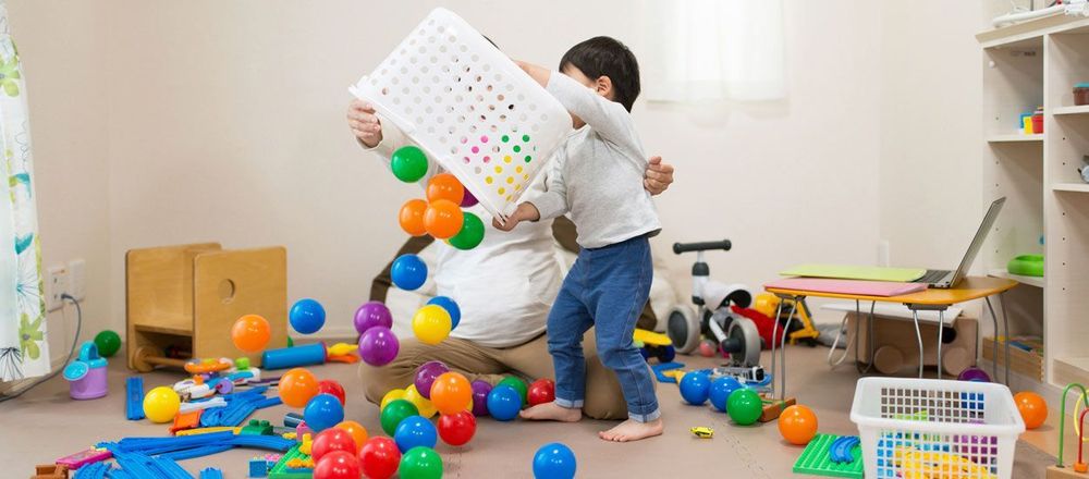 4 astuces pour habituer son enfant à ranger ses jouets (et retrouver une maison rangée) | So Busy Girls