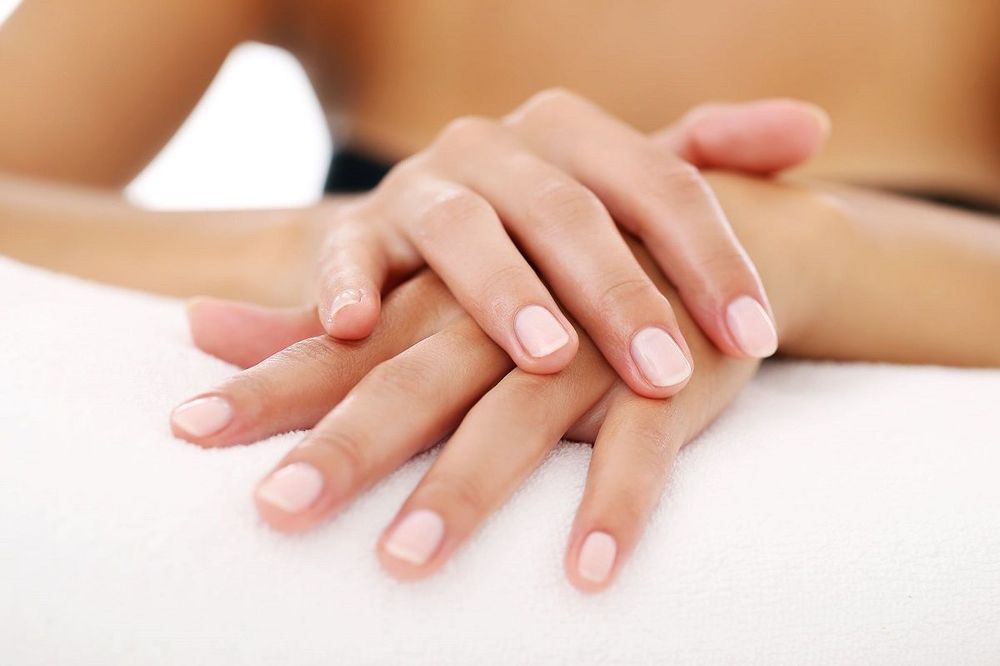 8 choses que vos ongles révèlent sur vous | So Busy Girls