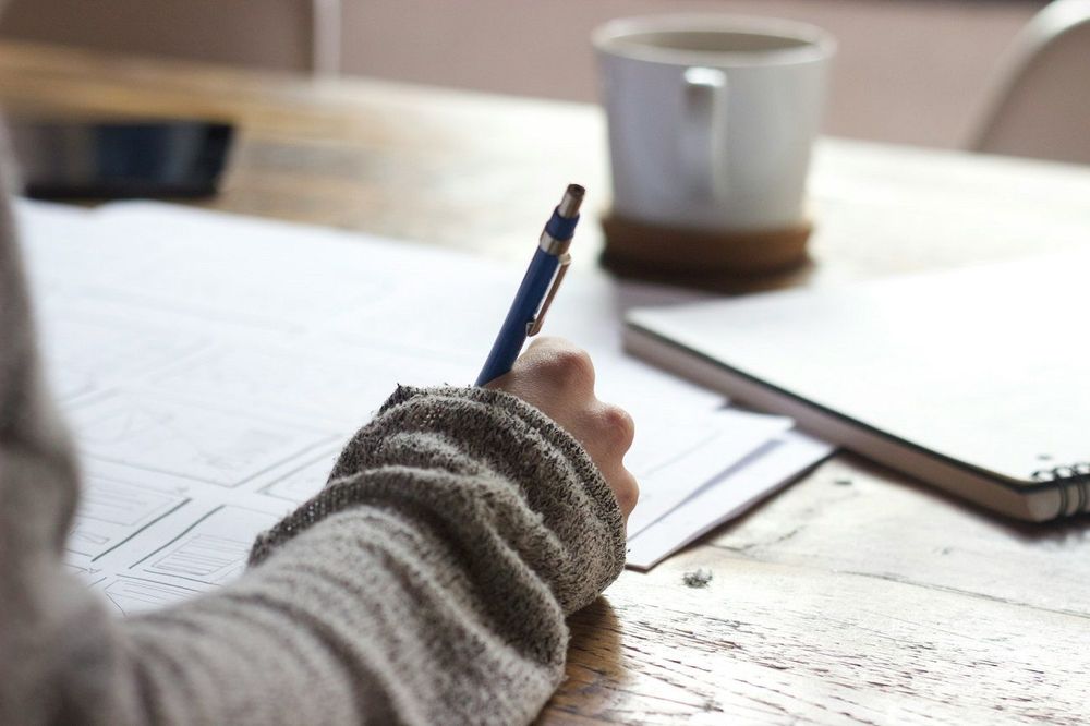 Comment cette méthode de développement personnel qui cartonne sur les réseaux sociaux permet de mieux se connaître | So Busy Girls