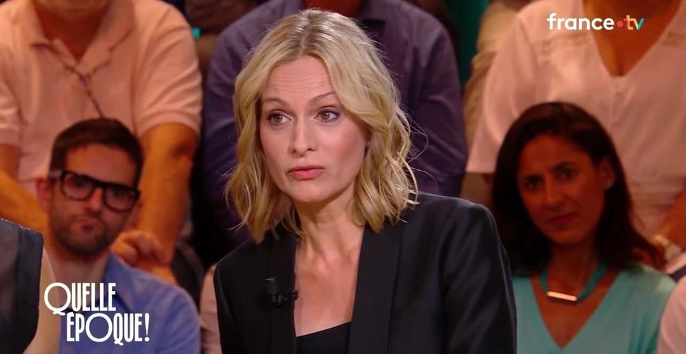 "Le 'bal des faux culs" : Audrey Crespo-Mara balance sur les personnalités présentes qui n'étaient pourtant pas invitées aux funérailles de Thierry Ardisson | So Busy Girls