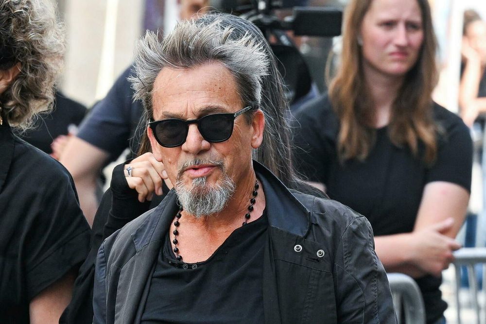 Florent Pagny fait une confidence touchante sur une chanteuse révélée dans The Voice : “Elle me reste dans le cœur” | So Busy Girls