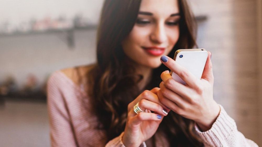Ce qu’il faut dire (et ce qu’il faut absolument éviter) dans un message après un 1er rendez-vous | So Busy Girls