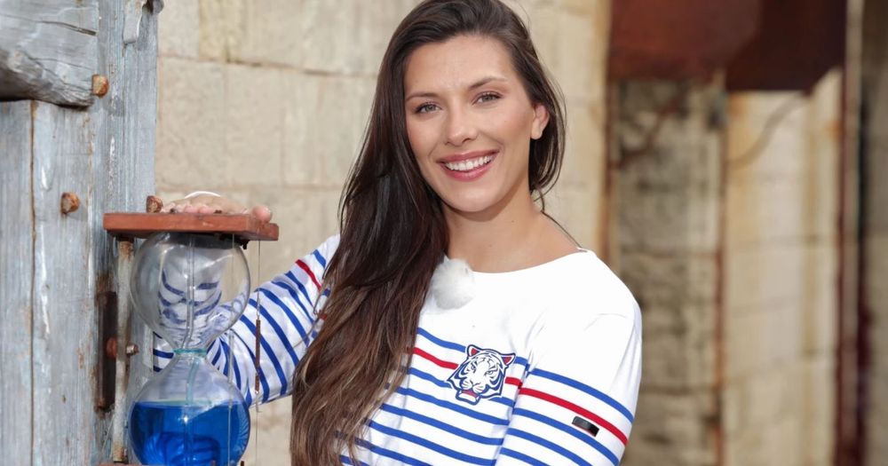 "Il faut en imposer physiquement" : Camille Cerf prête à succéder à Olivier Minne, son ambition assumée pour Fort Boyard | So Busy Girls