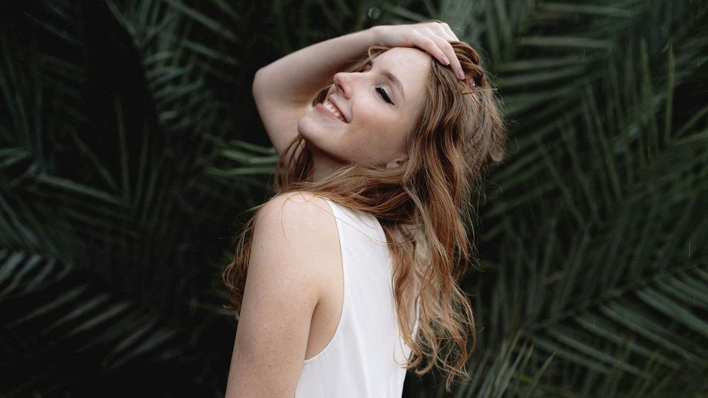 Microneedling : le soin visage qui redonne un coup d’éclat à votre peau | So Busy Girls