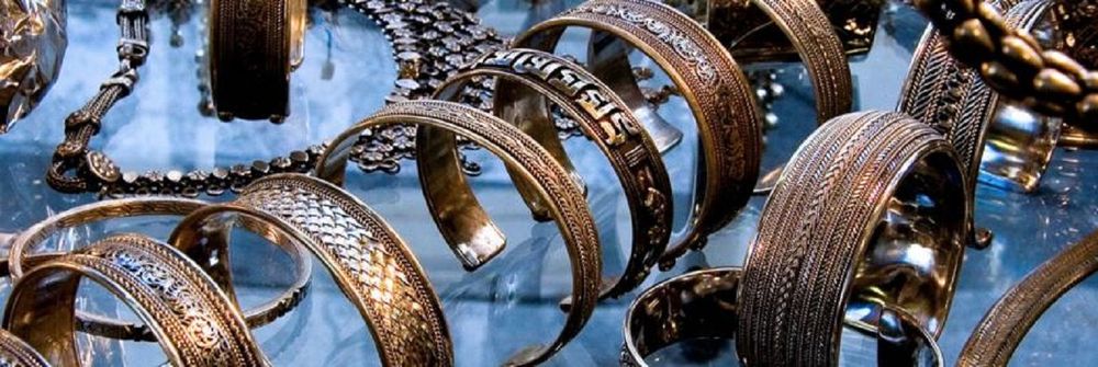Bijoux : La vague tribale bat son plein | So Busy Girls