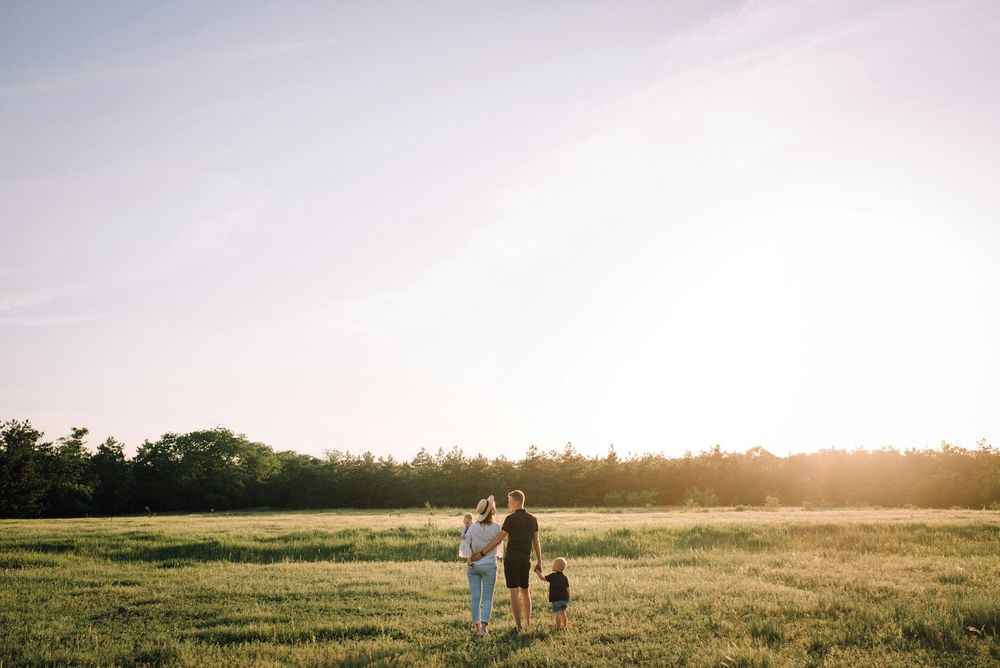 10 choses que les familles heureuses font tous les jours (et ça change tout) | So Busy Girls