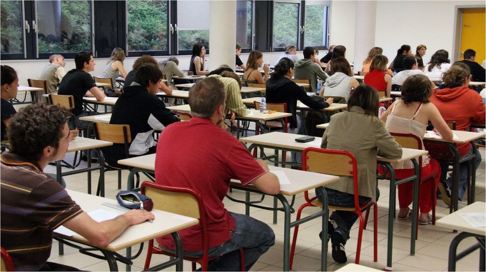 À seulement 9 ans, elle décroche le bac : un record historique en France | So Busy Girls