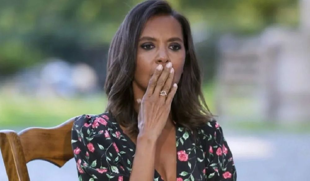 Photos nues, déclarations improbables : voici les lettres les plus surprenantes reçues par « L’amour est dans le pré » | So Busy Girls