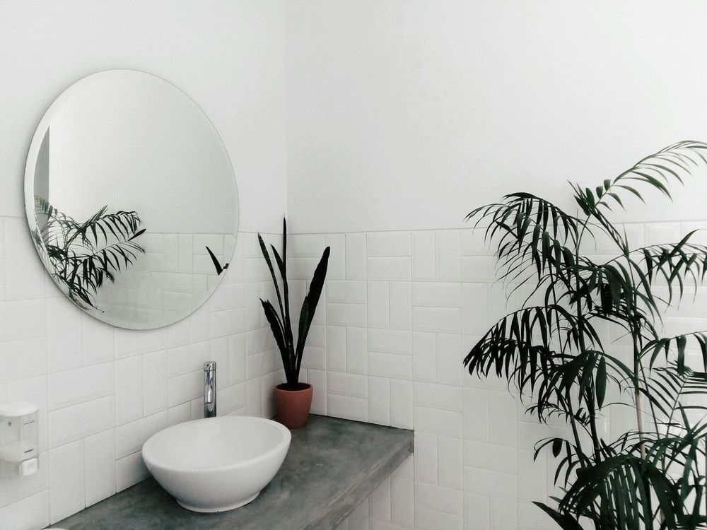 5 astuces pour diminuer l'humidité dans la salle de bain | So Busy Girls