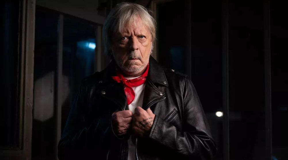 "Plus de 4 ans que je n’ai pas bu" : Renaud dévoile ce qui l’a vraiment aidé à sortir de l’enfer de l’alcool | So Busy Girls
