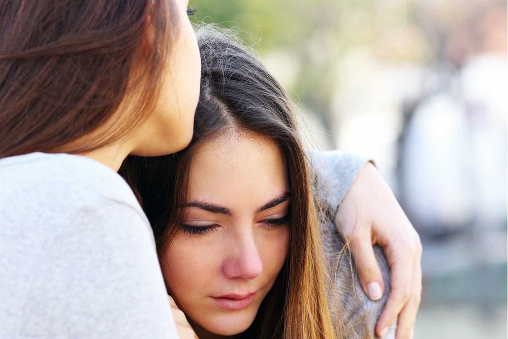 Les 3 choses à faire pour réconforter quelqu'un qui fait une dépression | So Busy Girls