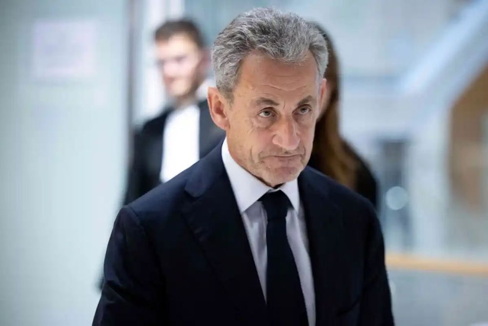 Ce que Nicolas Sarkozy a réellement répondu à Marine Le Pen : l’extrait de son livre qui fait réagir la droite | So Busy Girls