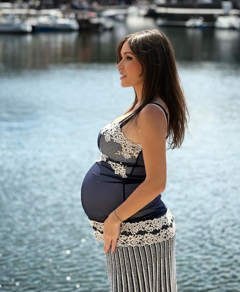Elsa Esnoult maman pour la première fois : elle partage des photos émouvantes de son bébé | So Busy Girls
