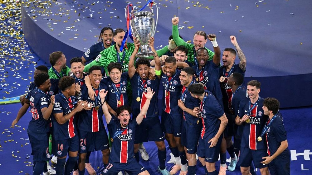 Ligue des champions : deux TikTokeurs passent 27 heures dans les toilettes pour voir PSG-Inter gratuitement | So Busy Girls